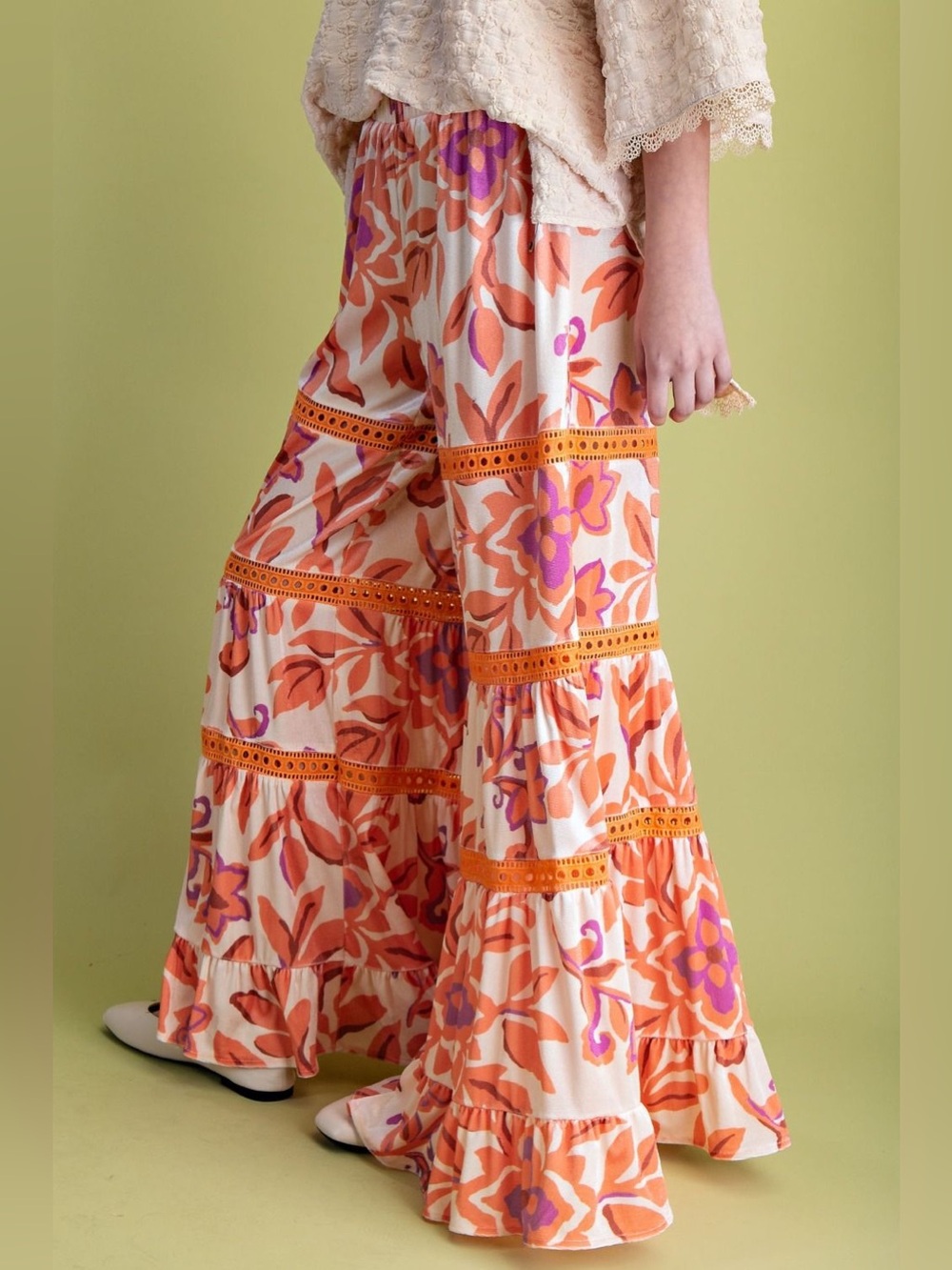 easel Orange, Pink & Cream Floral Wide-Leg Tiered Pants - Picture 2 of 3